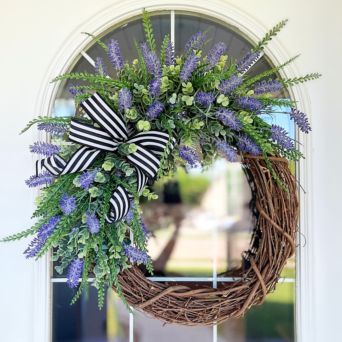 Door wreath/ lavender/ eucalyptus/ hessian bow/ sign/ white wicker